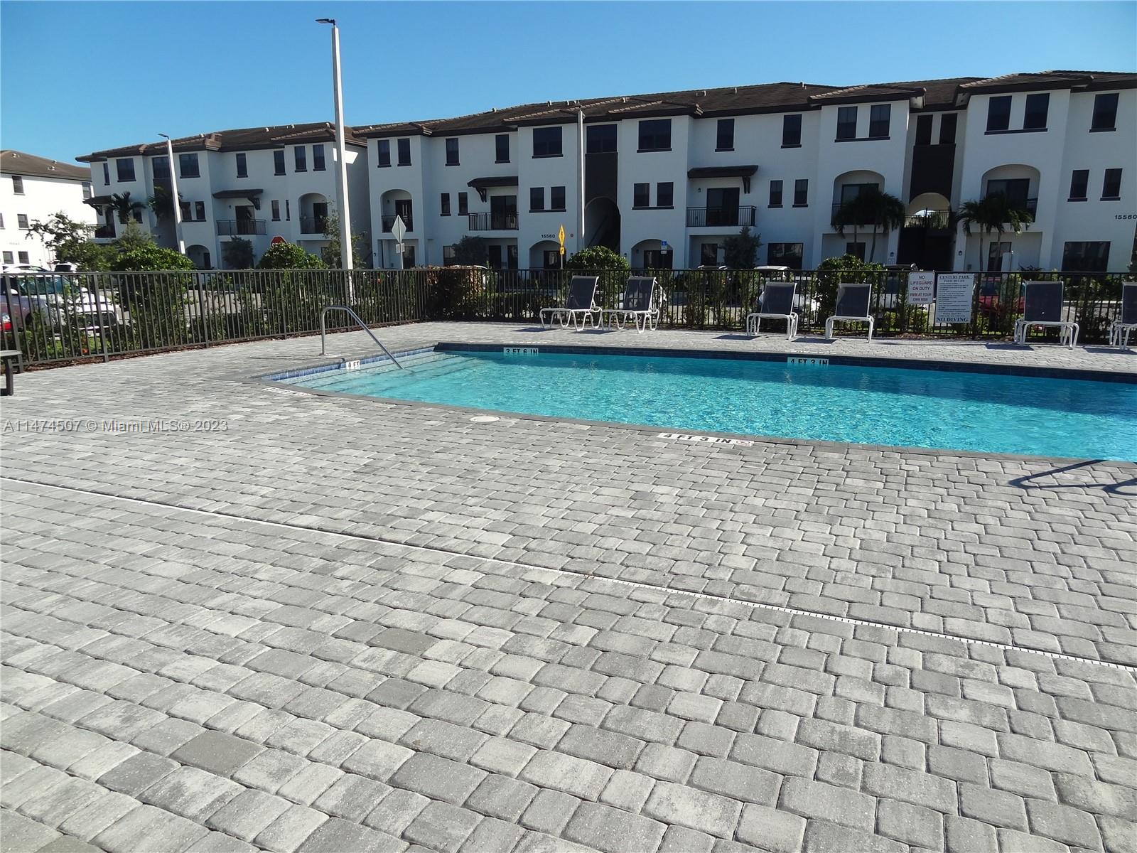 CENTURY PARK SOUTH - Residential Lease