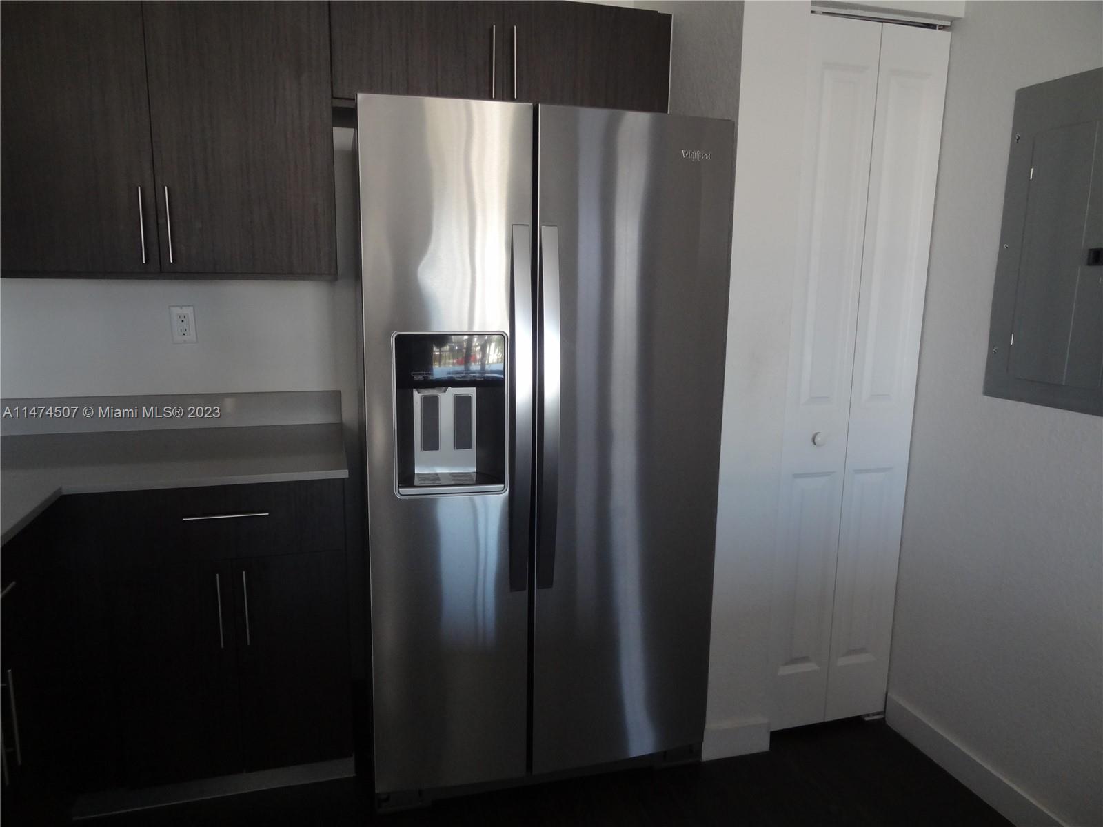 CENTURY PARK SOUTH - Residential Lease