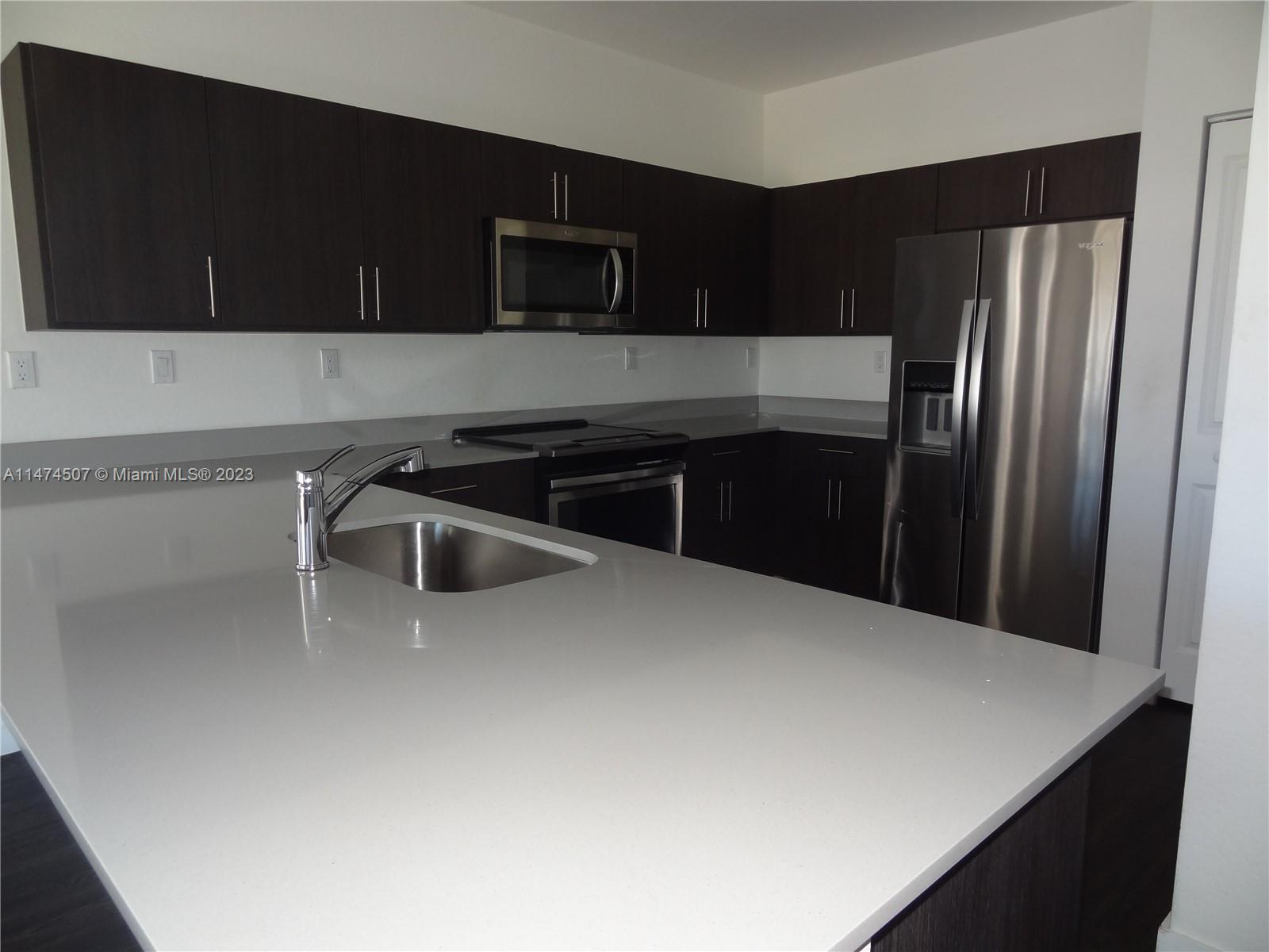 CENTURY PARK SOUTH - Residential Lease