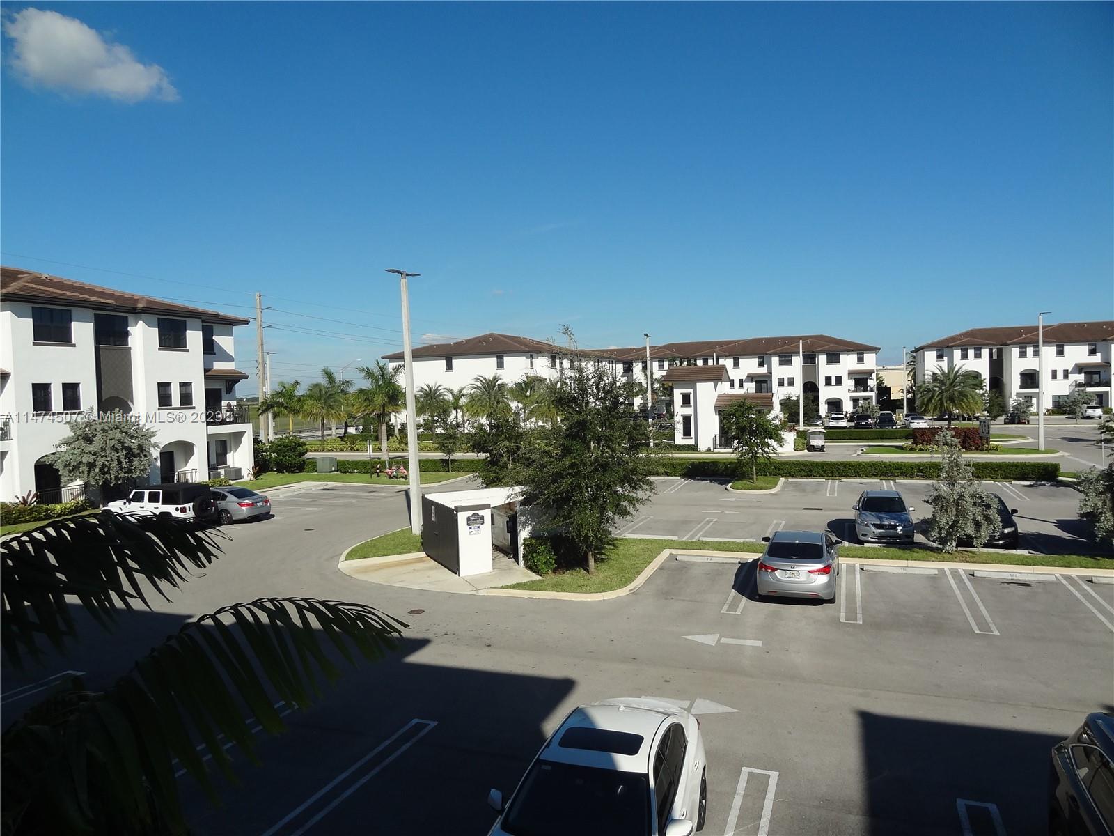 CENTURY PARK SOUTH - Residential Lease