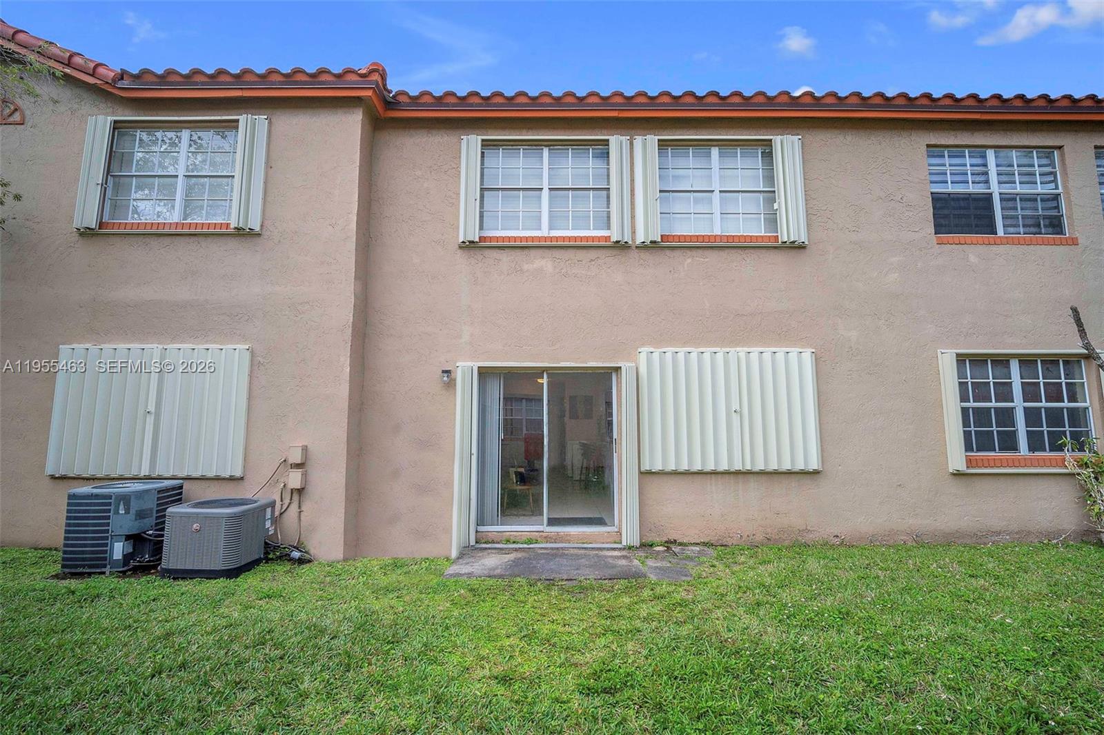 WINDMILL LAKES II CONDO - Residential