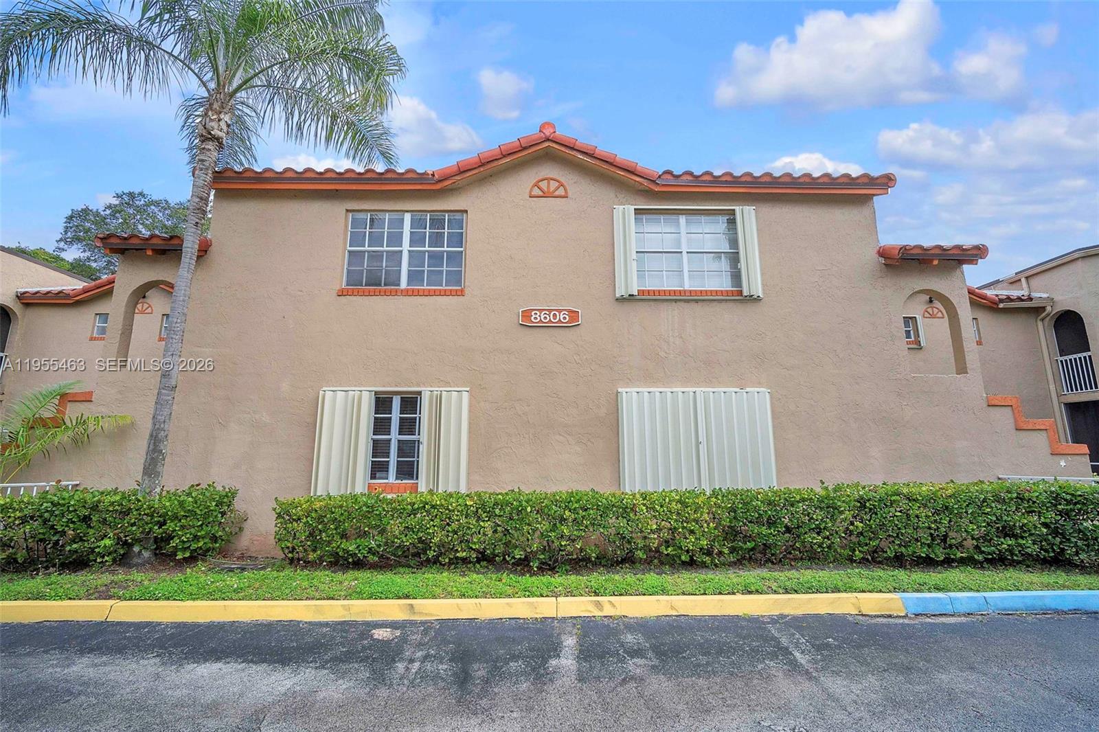 WINDMILL LAKES II CONDO - Residential