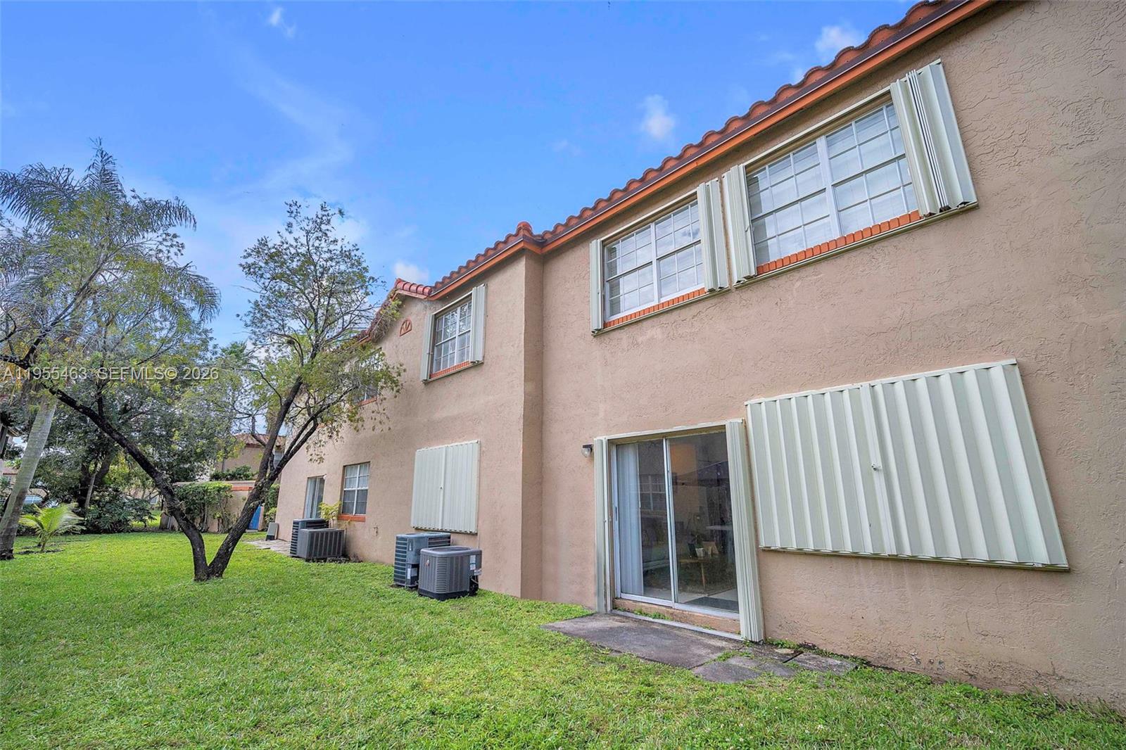 WINDMILL LAKES II CONDO - Residential