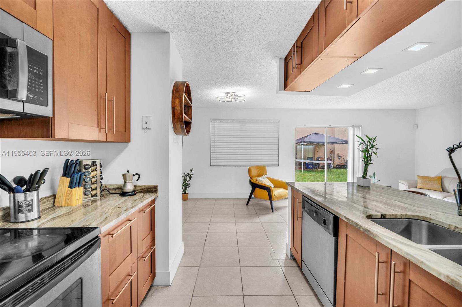 WINDMILL LAKES II CONDO - Residential