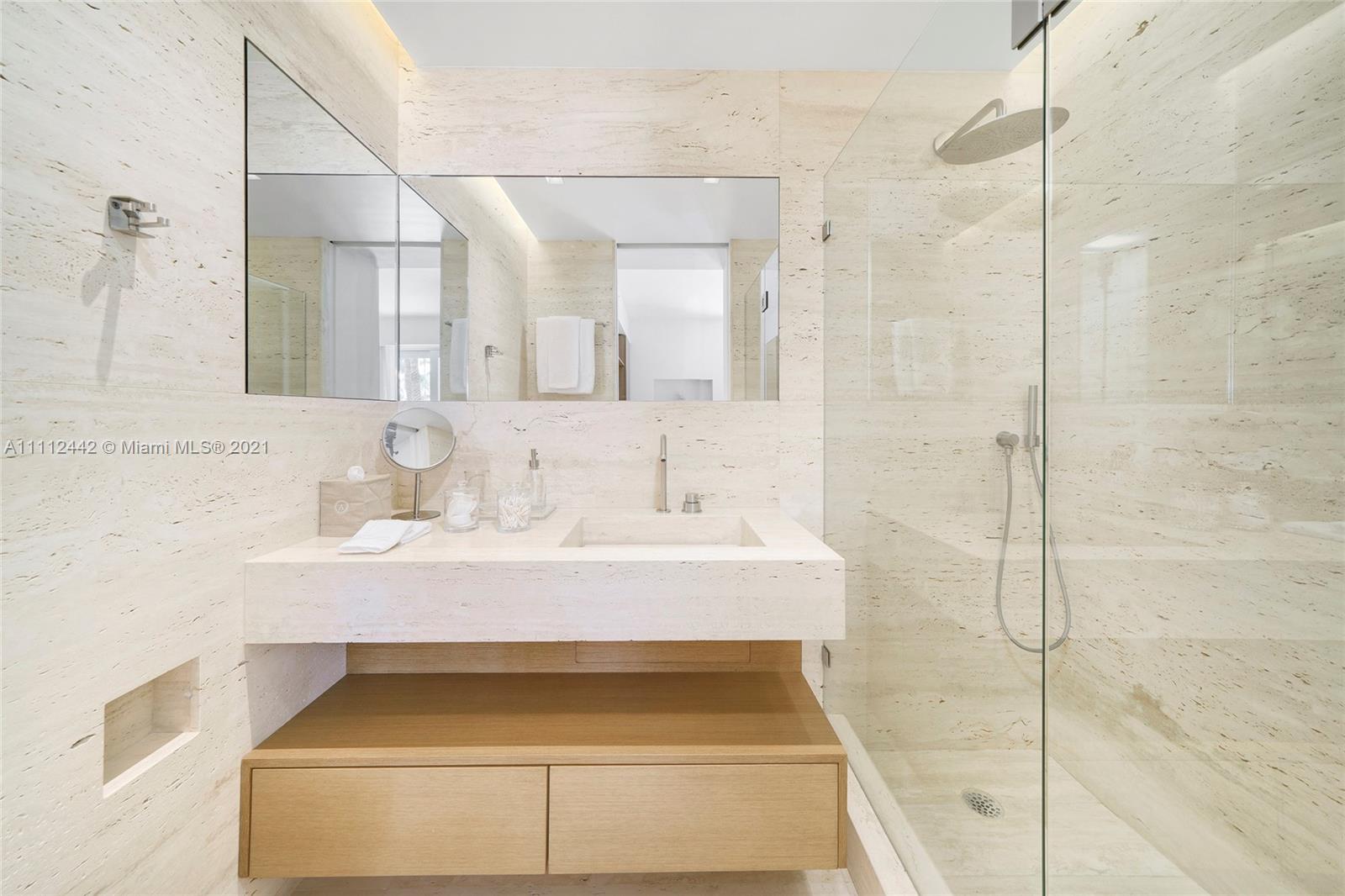 OCEANSIDE FISHER ISL COND - Residential