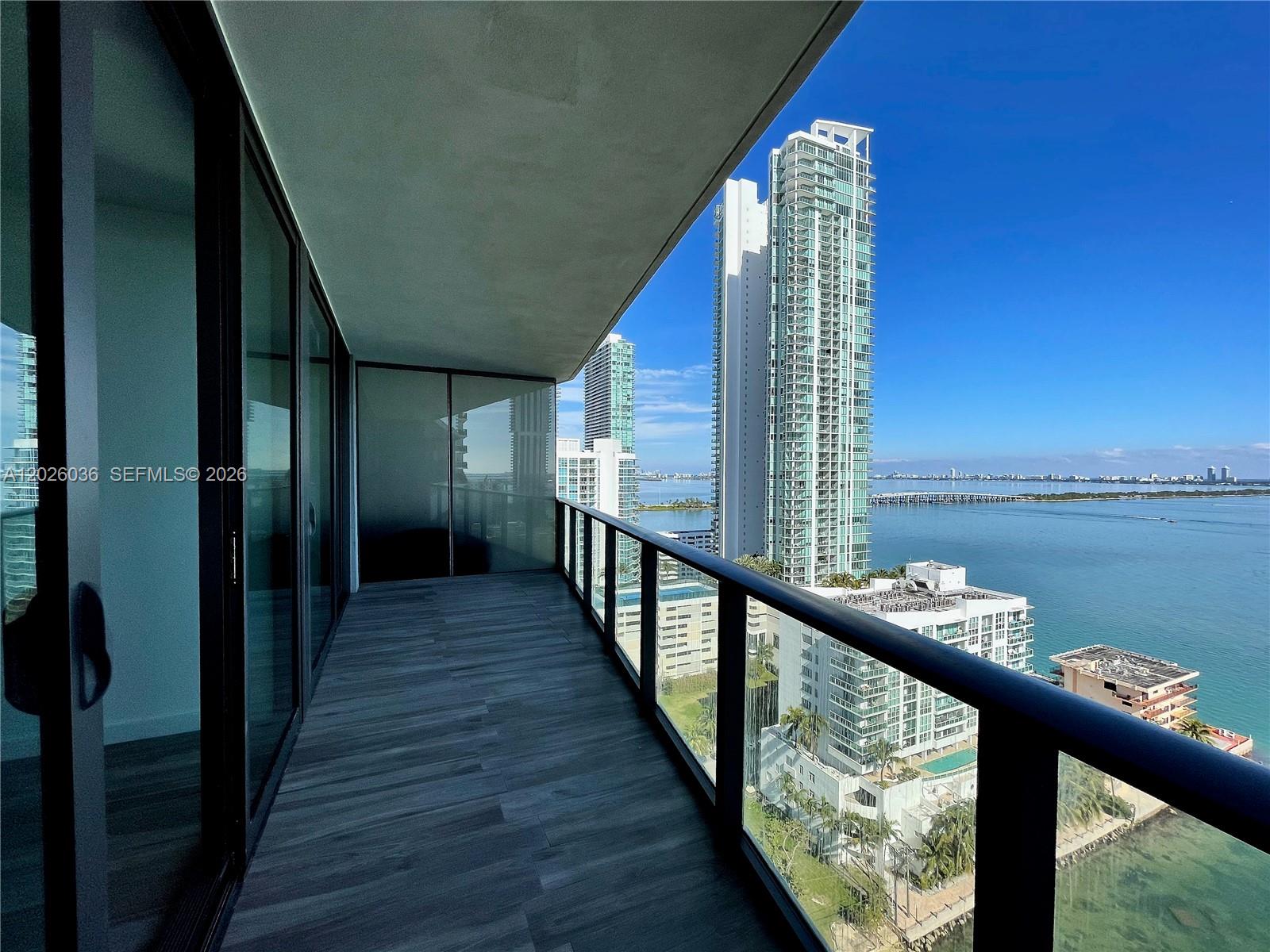 ICONBAY - Residential Lease