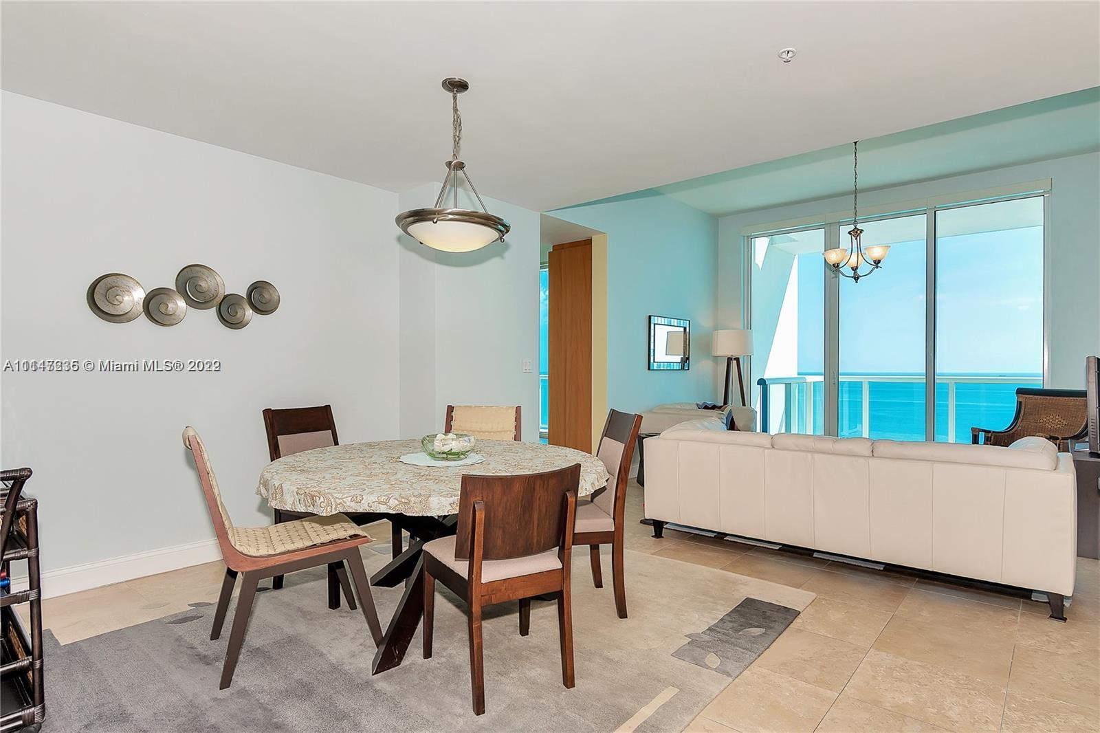 CONTINUUM ON SOUTH BEACH - Residential