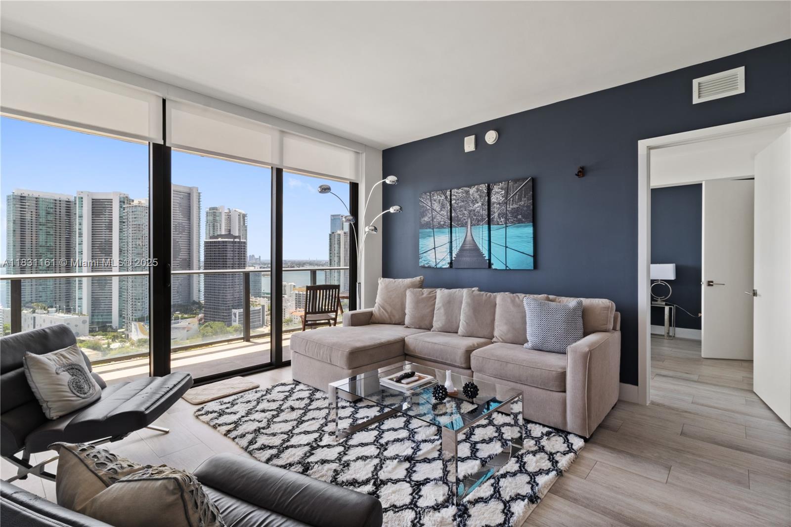 3401 MIDTOWN CONDO - Residential Lease