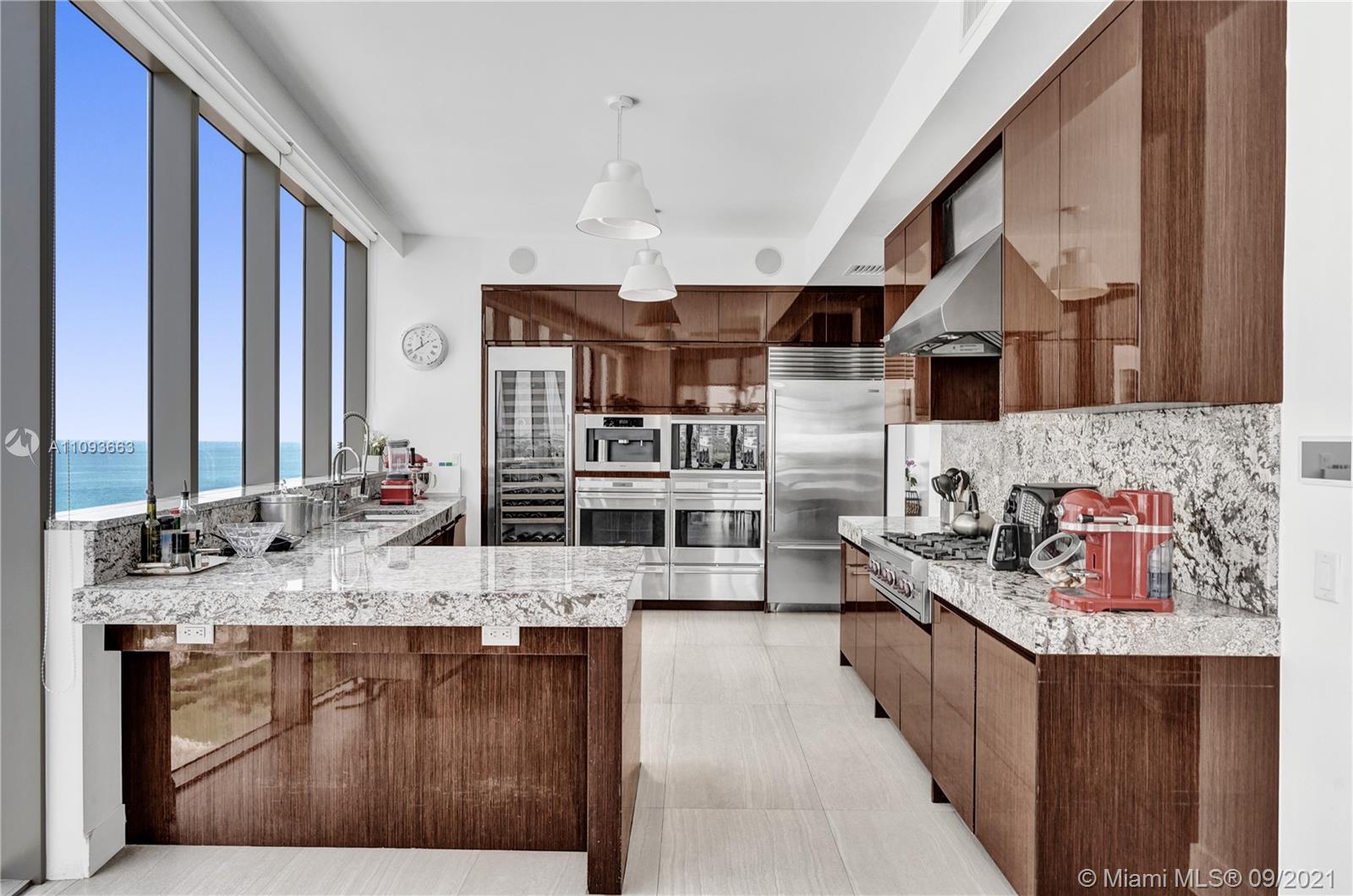 BAL HARBOUR NORTH SOUTH C - Residential