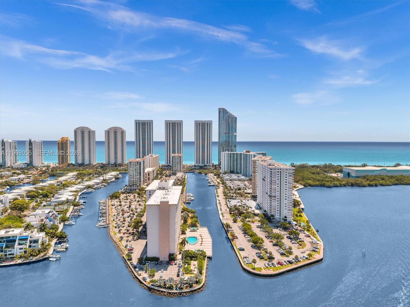 ARLEN HOUSE WEST CONDO - Residential
