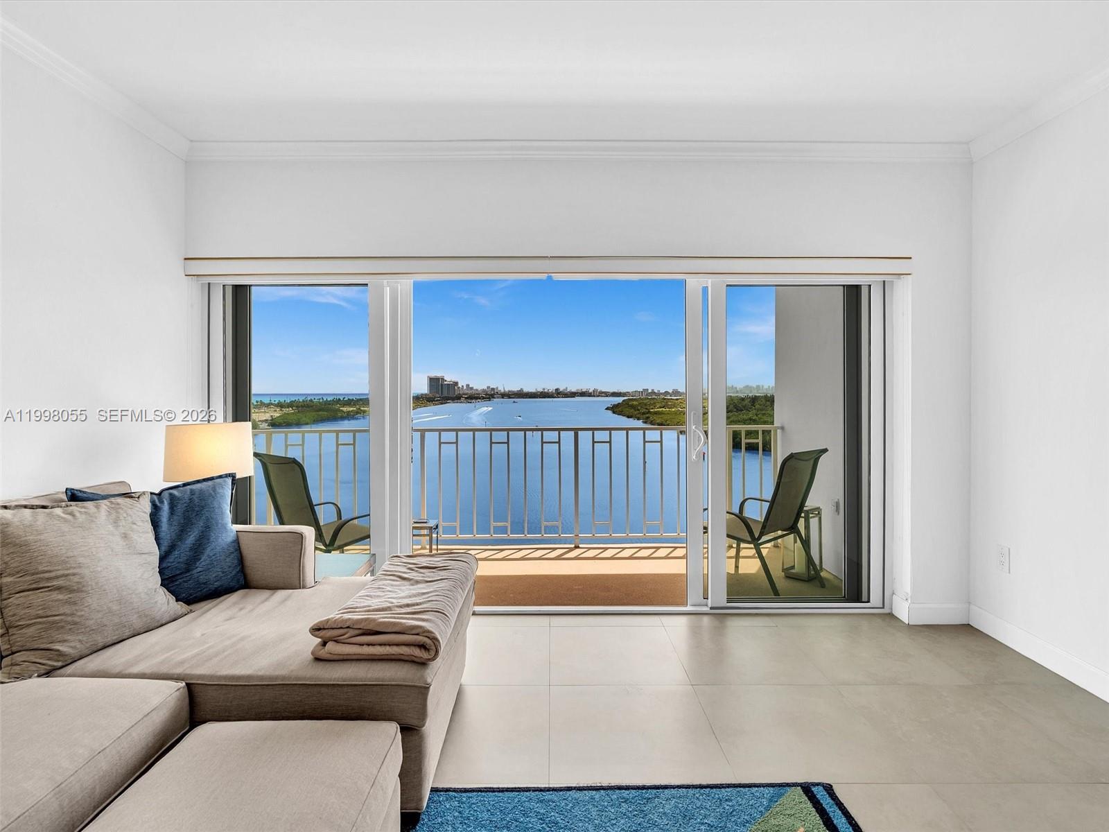 ARLEN HOUSE WEST CONDO - Residential