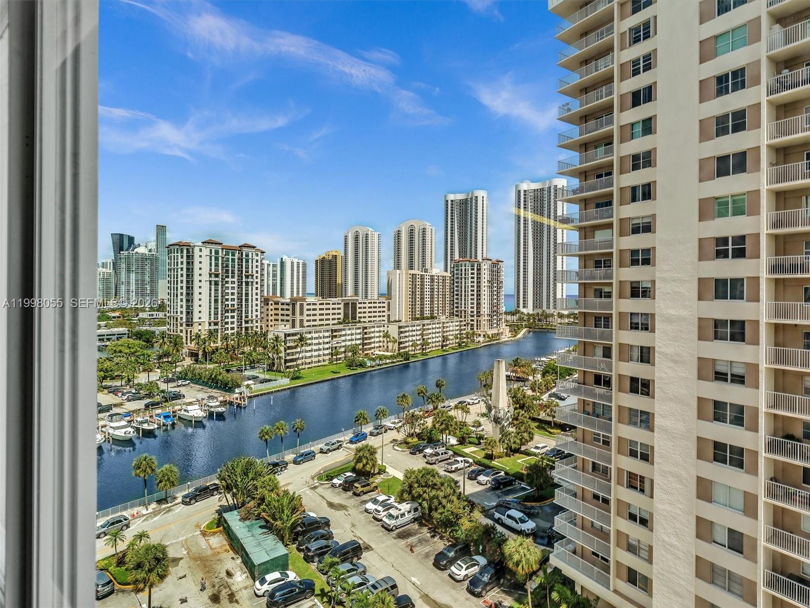 ARLEN HOUSE WEST CONDO - Residential