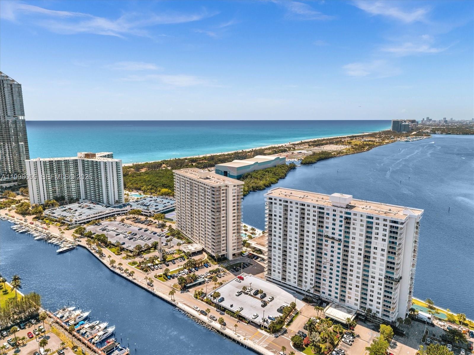 ARLEN HOUSE WEST CONDO - Residential