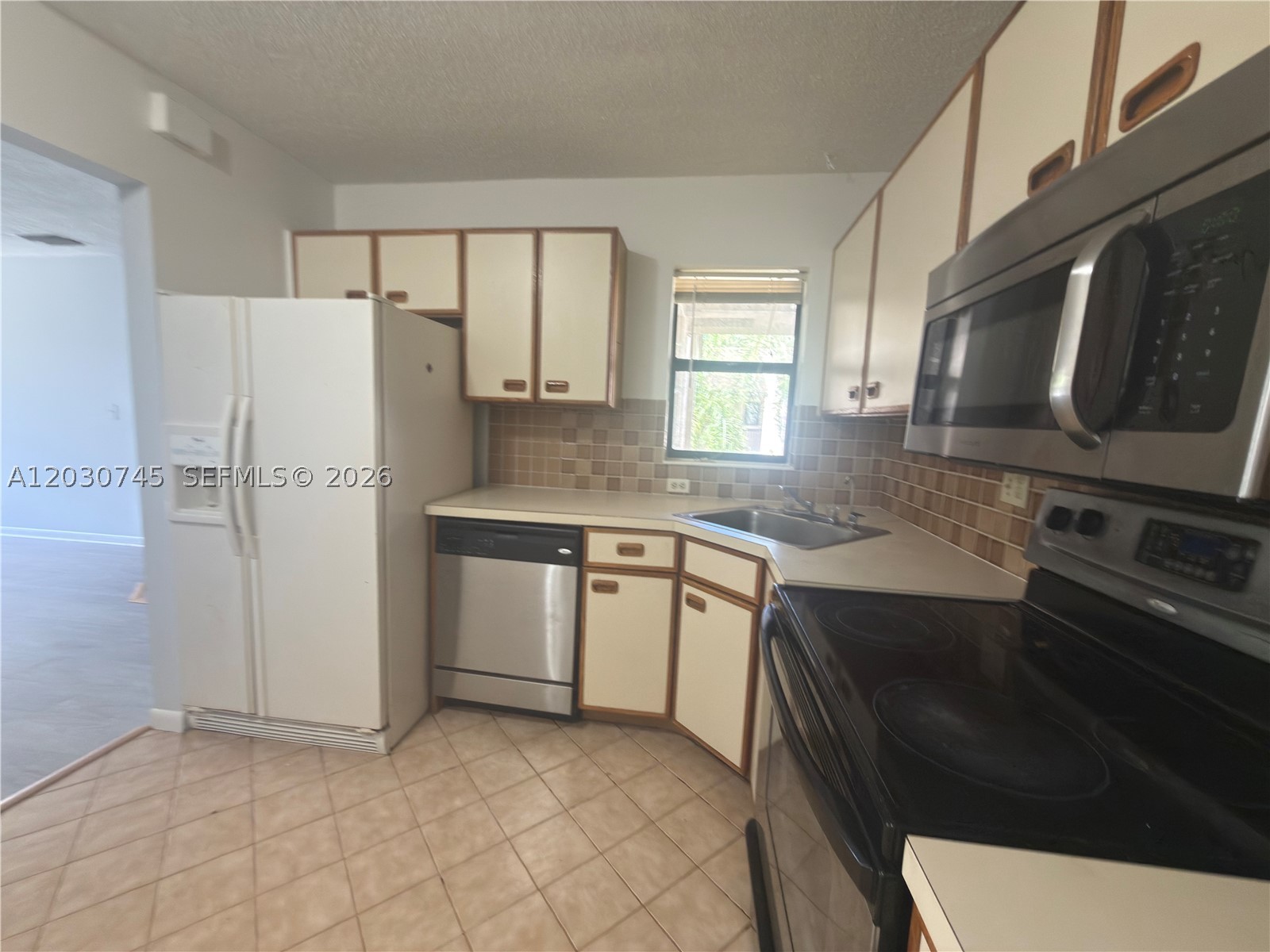 BAYWOOD VILLAGE I-A CONDO - Residential