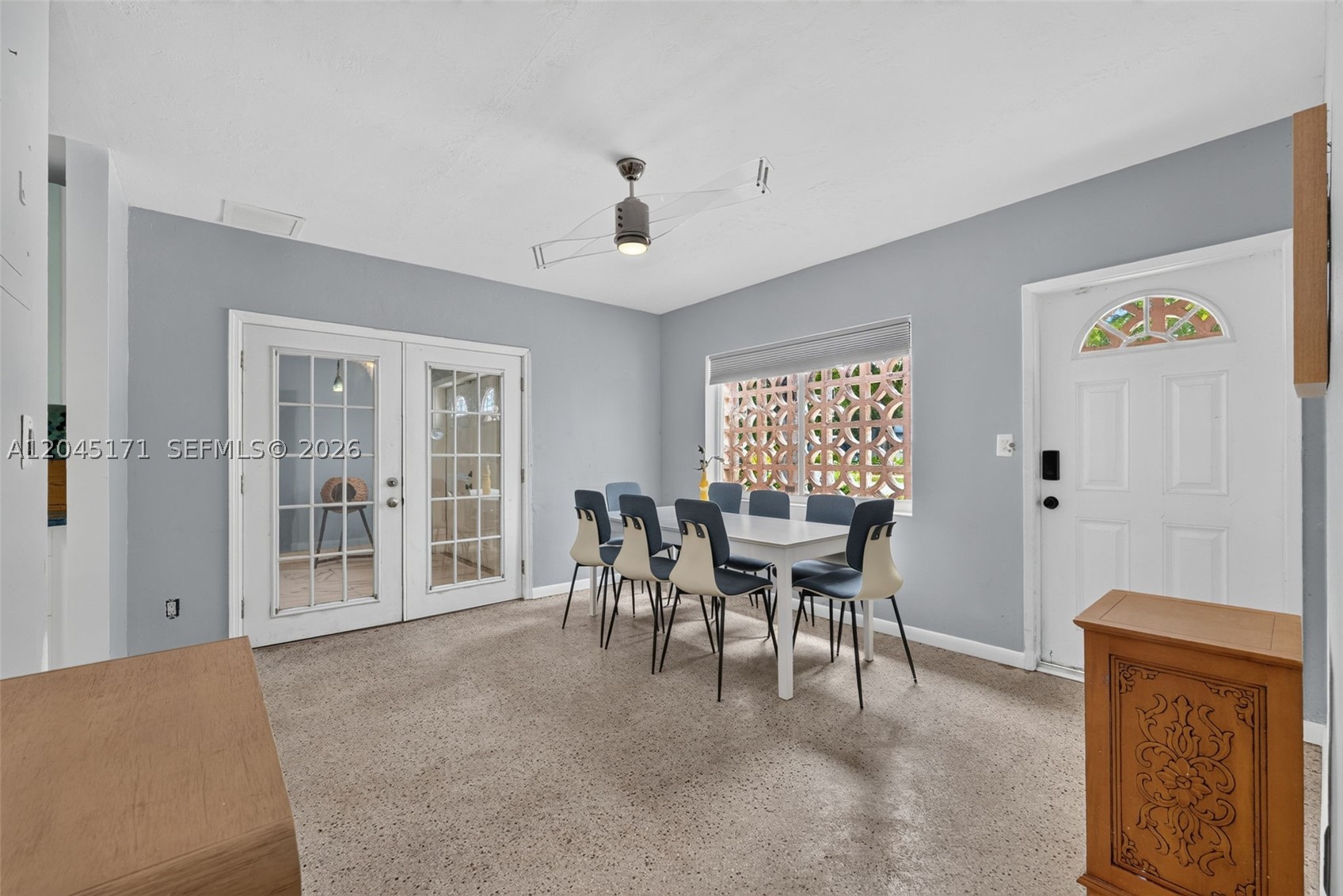 LAUDERDALE PARK 6-33 1/2 - Residential