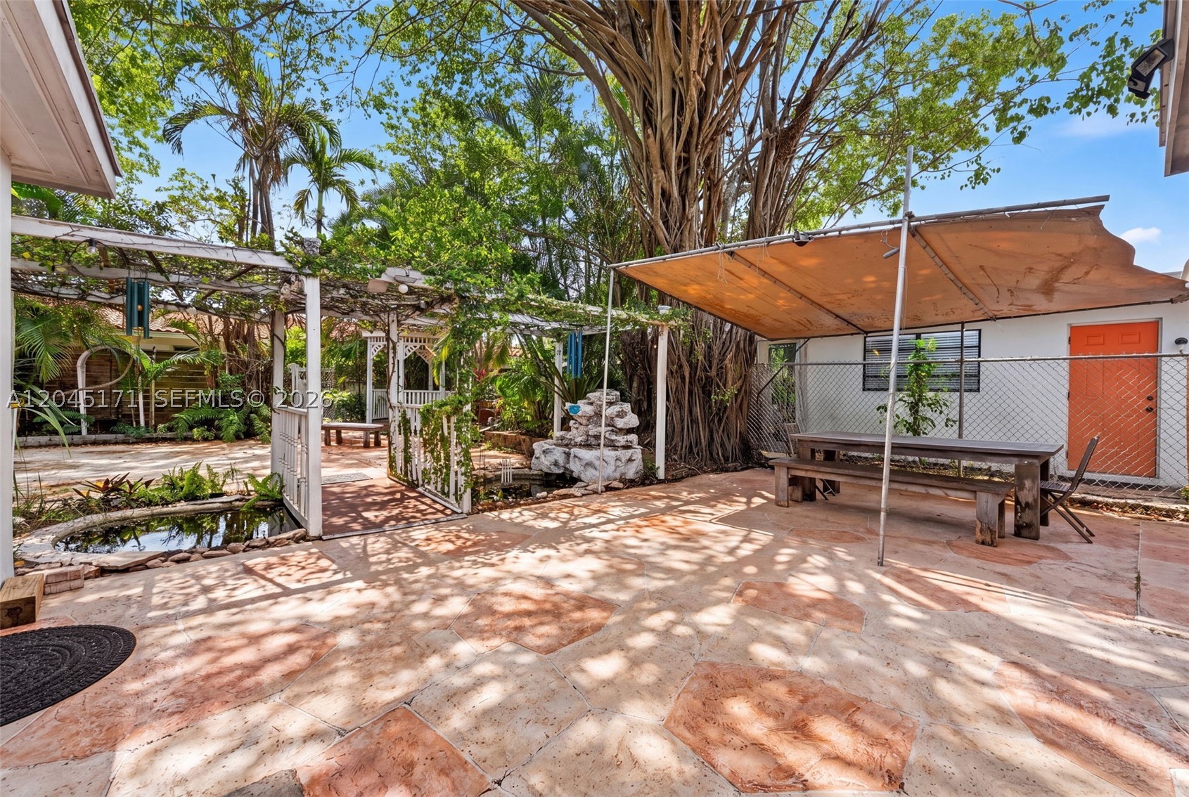 LAUDERDALE PARK 6-33 1/2 - Residential