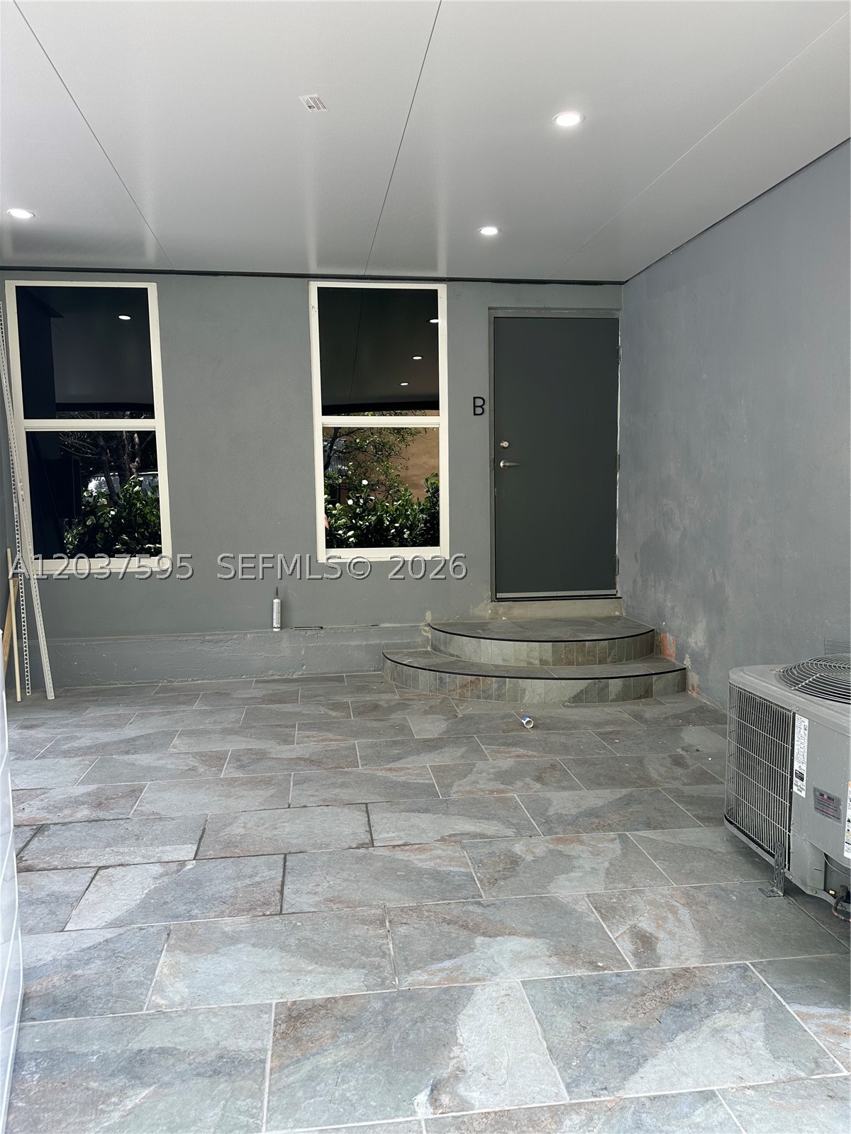 SOUTH ALLAPATTAH MANOR - Residential Lease