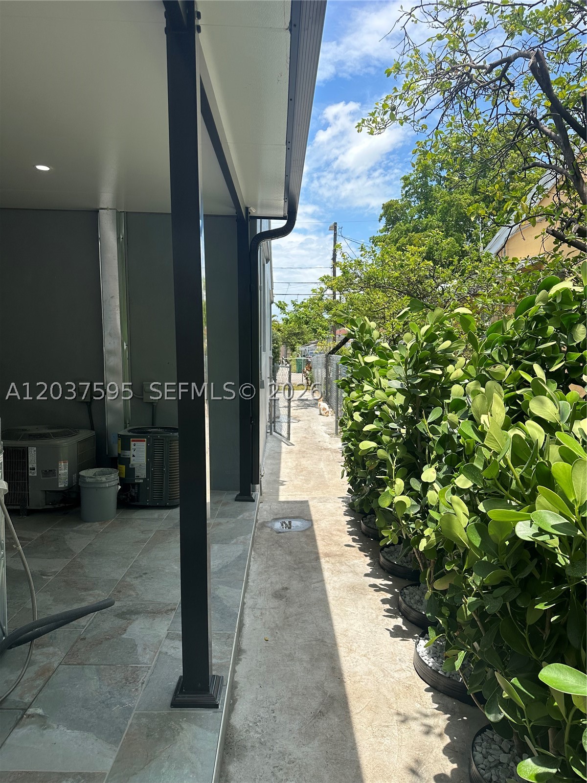 SOUTH ALLAPATTAH MANOR - Residential Lease