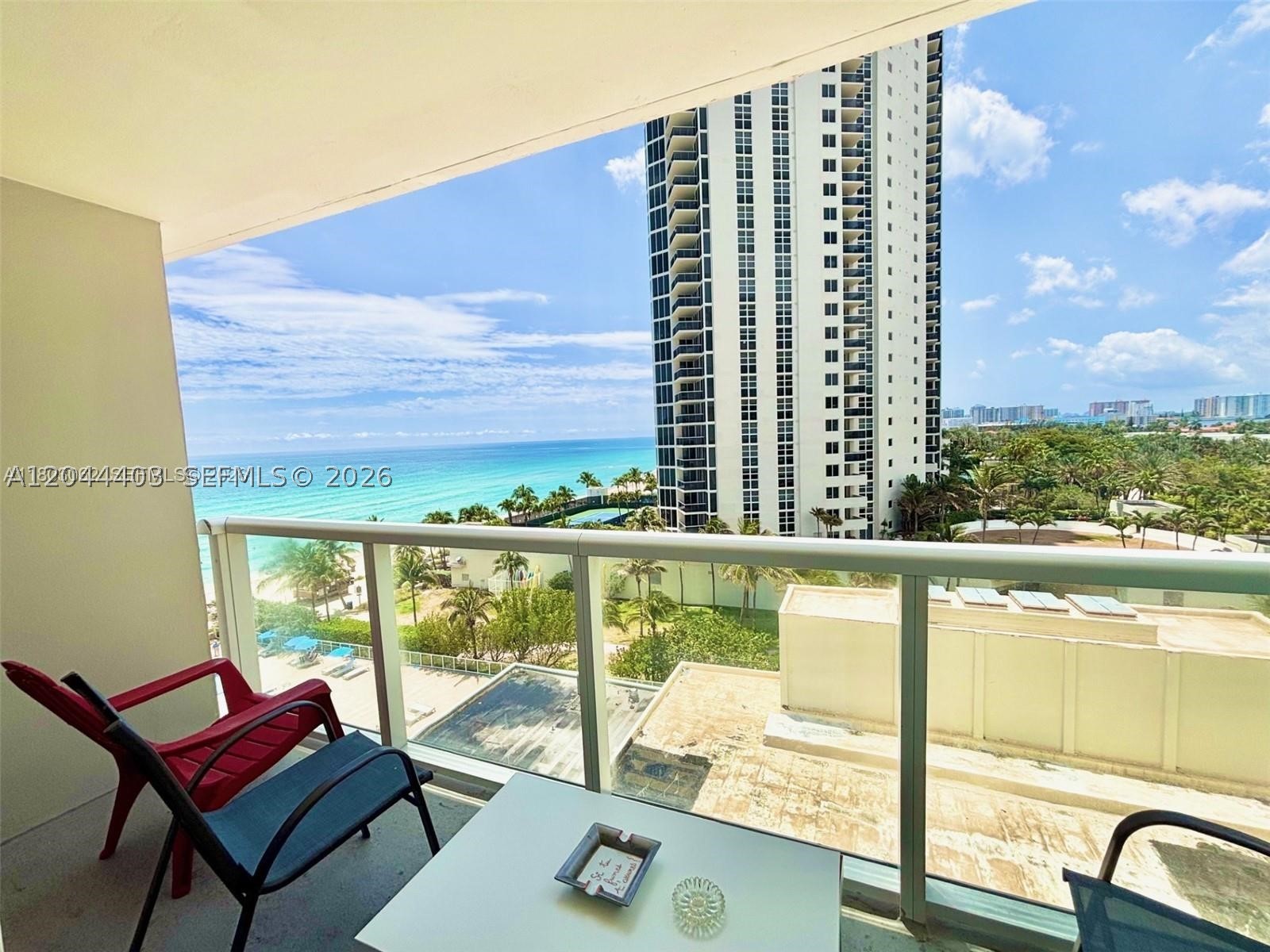 THE AVENTURA BEACH CLUB C - Residential