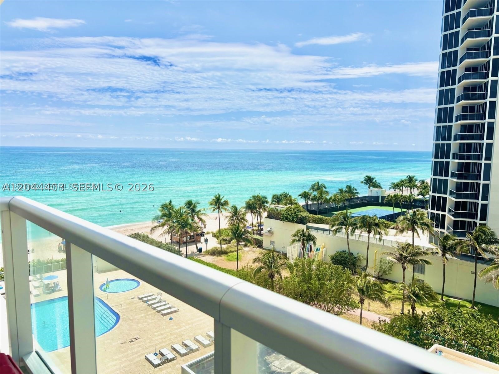 THE AVENTURA BEACH CLUB C - Residential