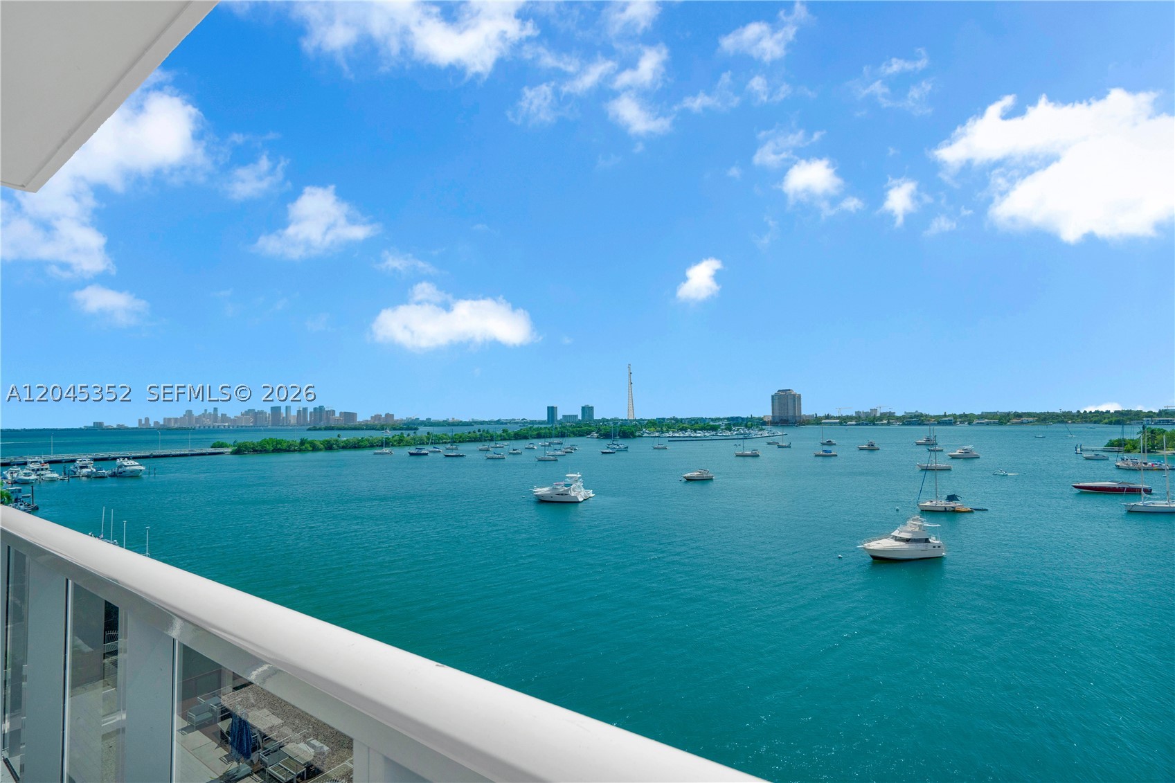 THE ISLANDER CLUB CONDO - Residential