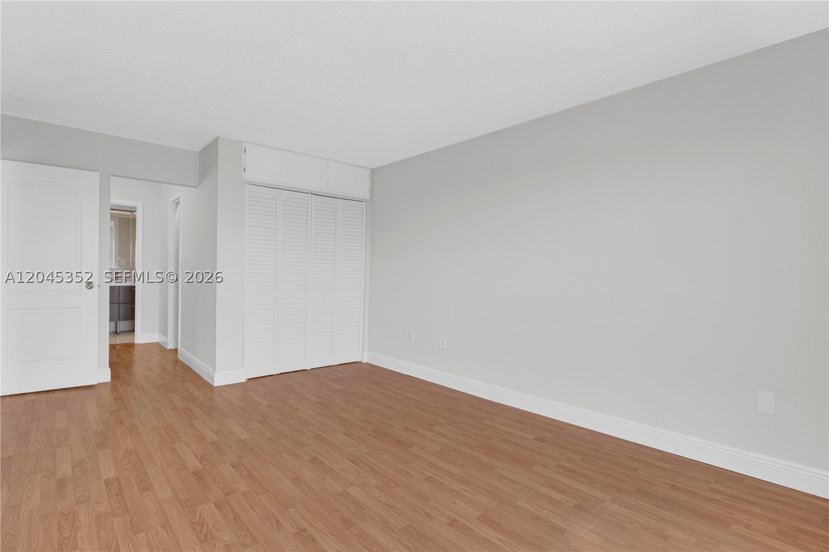 THE ISLANDER CLUB CONDO - Residential