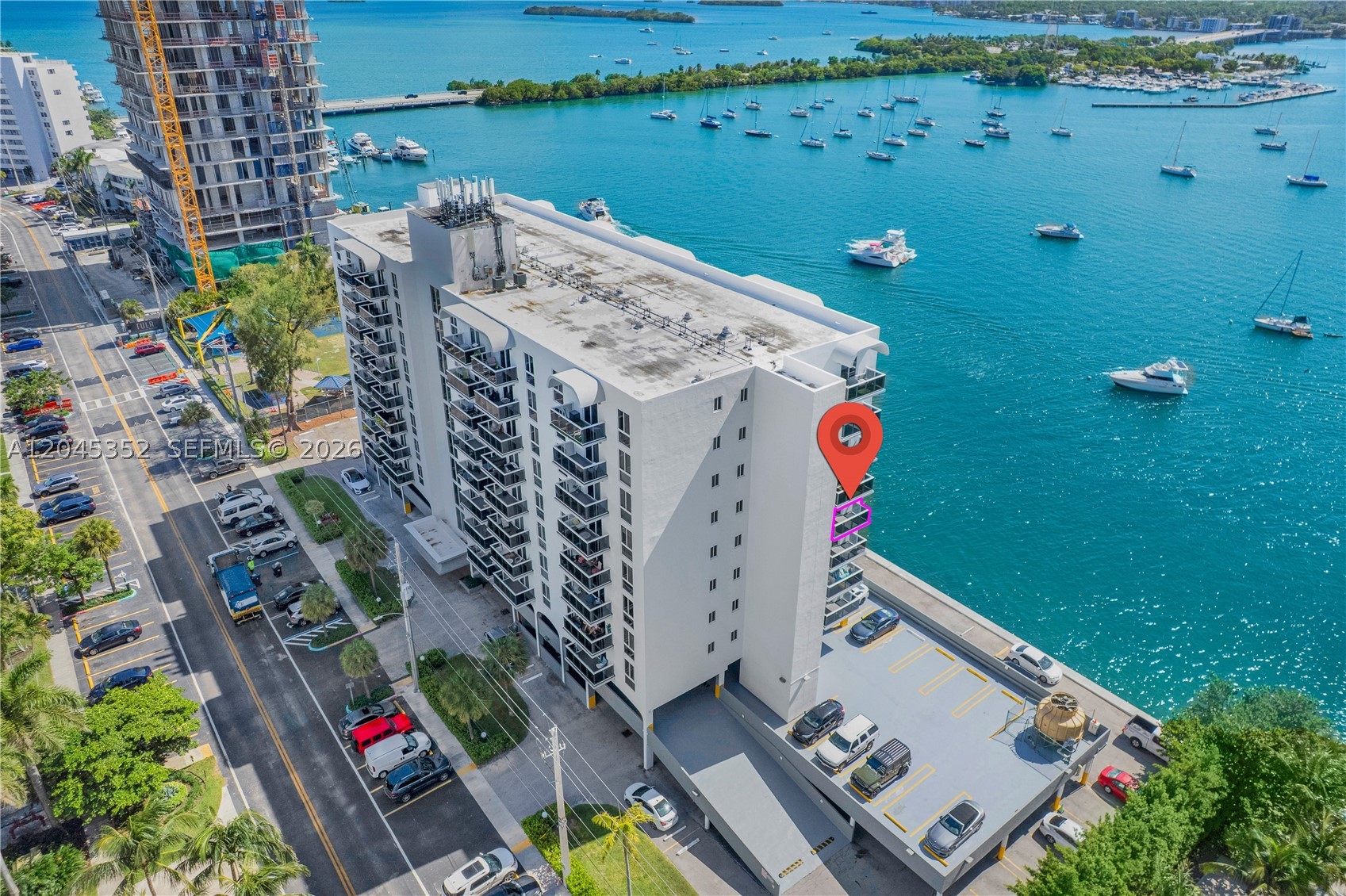 THE ISLANDER CLUB CONDO - Residential
