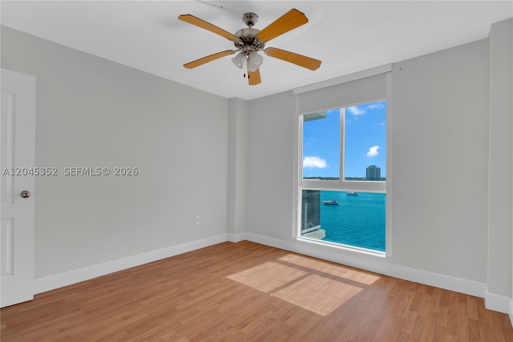 THE ISLANDER CLUB CONDO - Residential