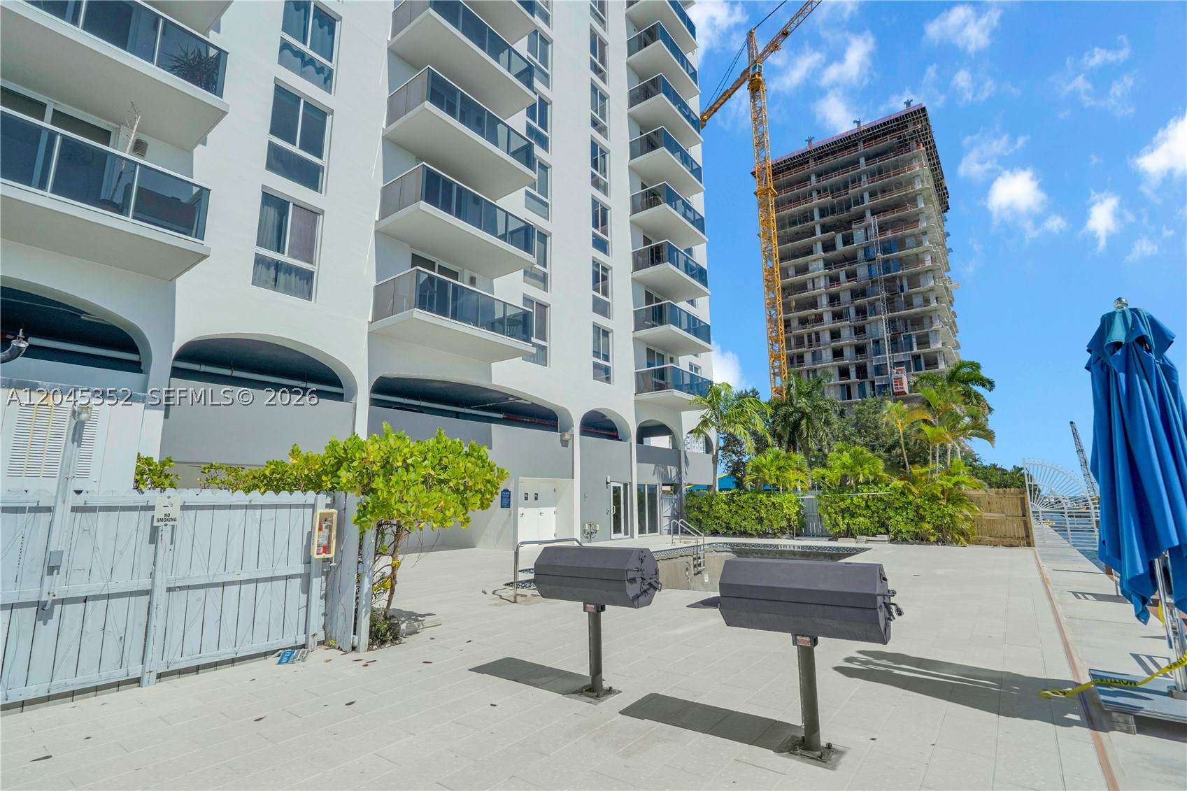 THE ISLANDER CLUB CONDO - Residential