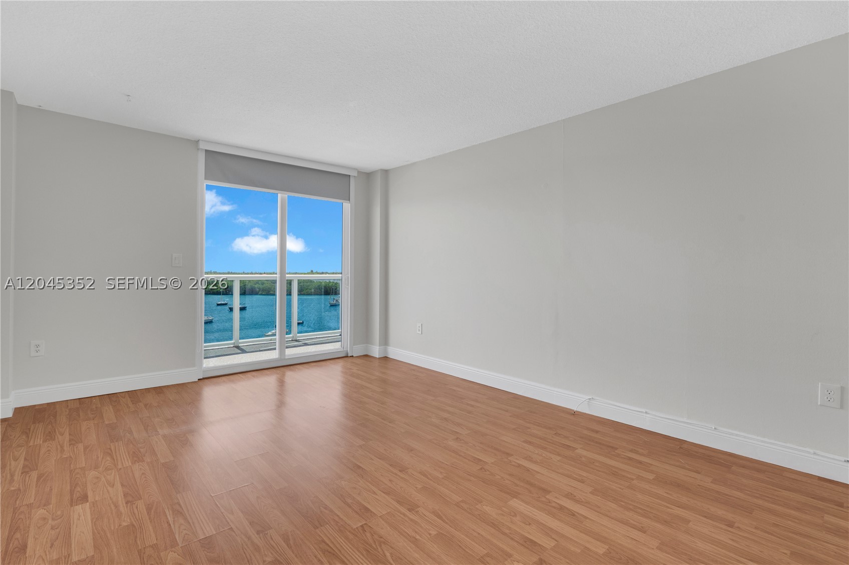 THE ISLANDER CLUB CONDO - Residential