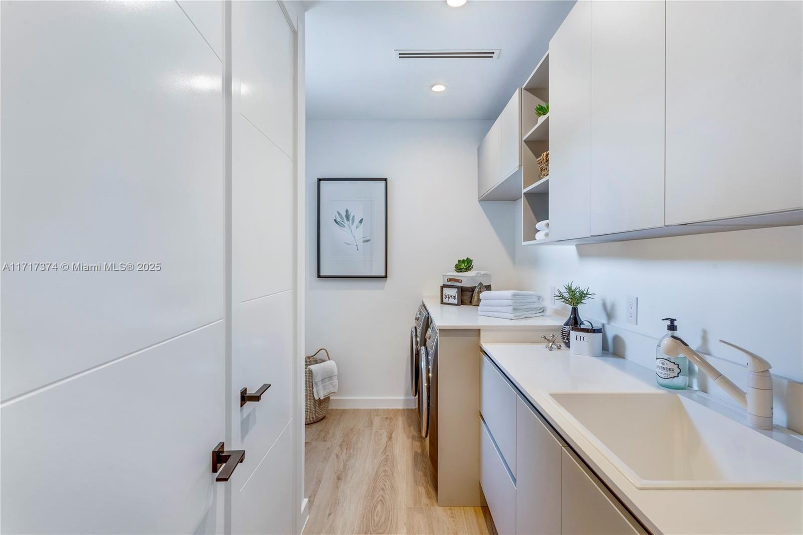 BABBITT & BATES - Residential