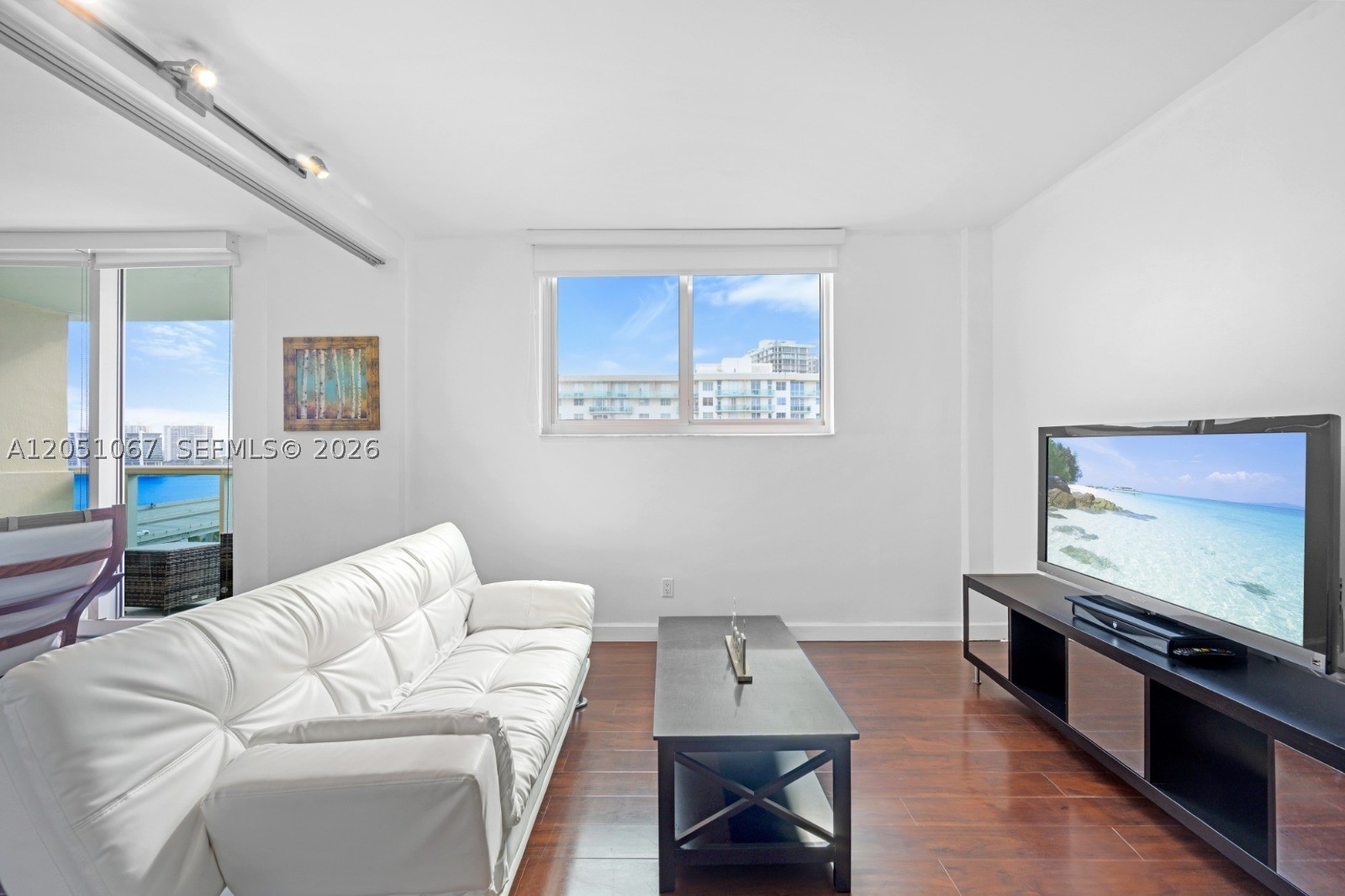 OCEANVIEW BUILDING B COND - Residential Lease
