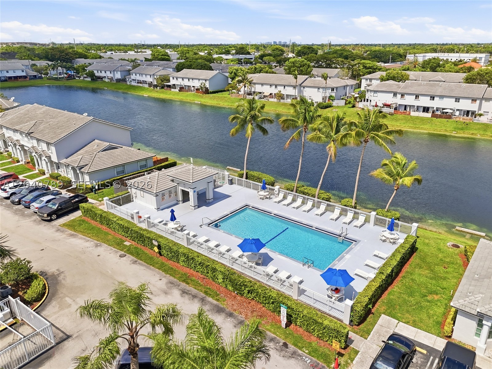 BONITA VILLAS CONDO - Residential