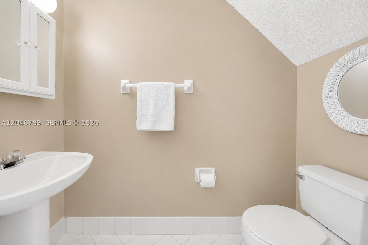 BONITA VILLAS CONDO - Residential