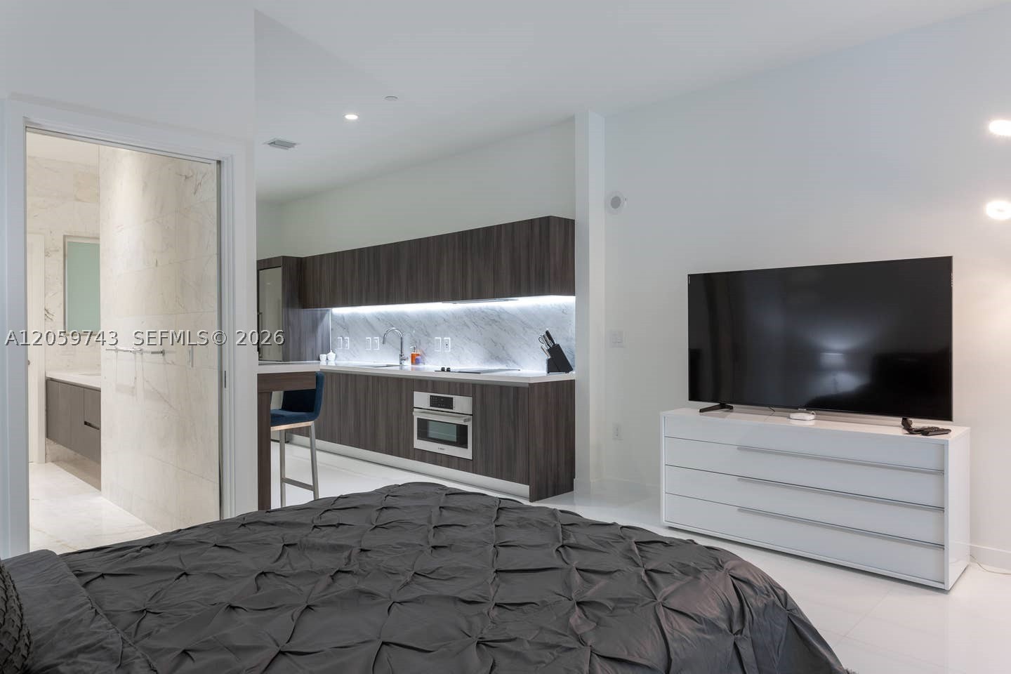 PARAMOUNT MIAMI WORLDCENT - Residential