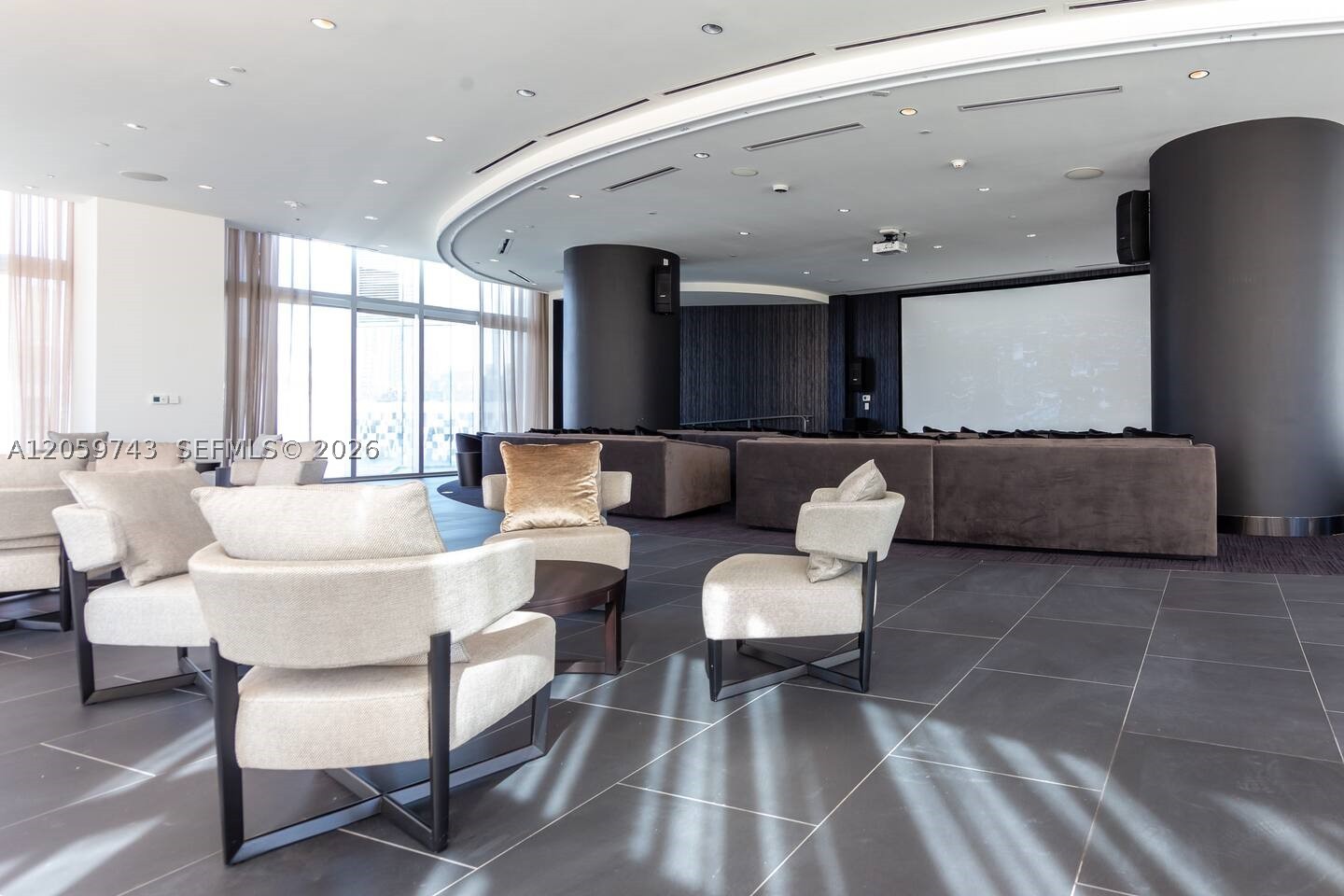 PARAMOUNT MIAMI WORLDCENT - Residential
