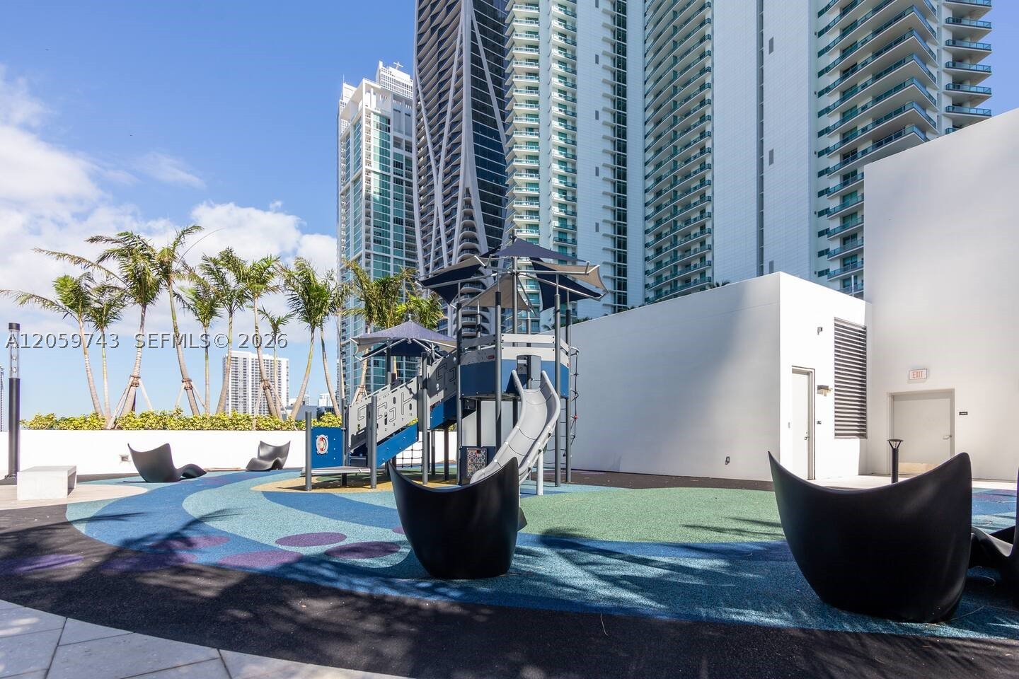 PARAMOUNT MIAMI WORLDCENT - Residential