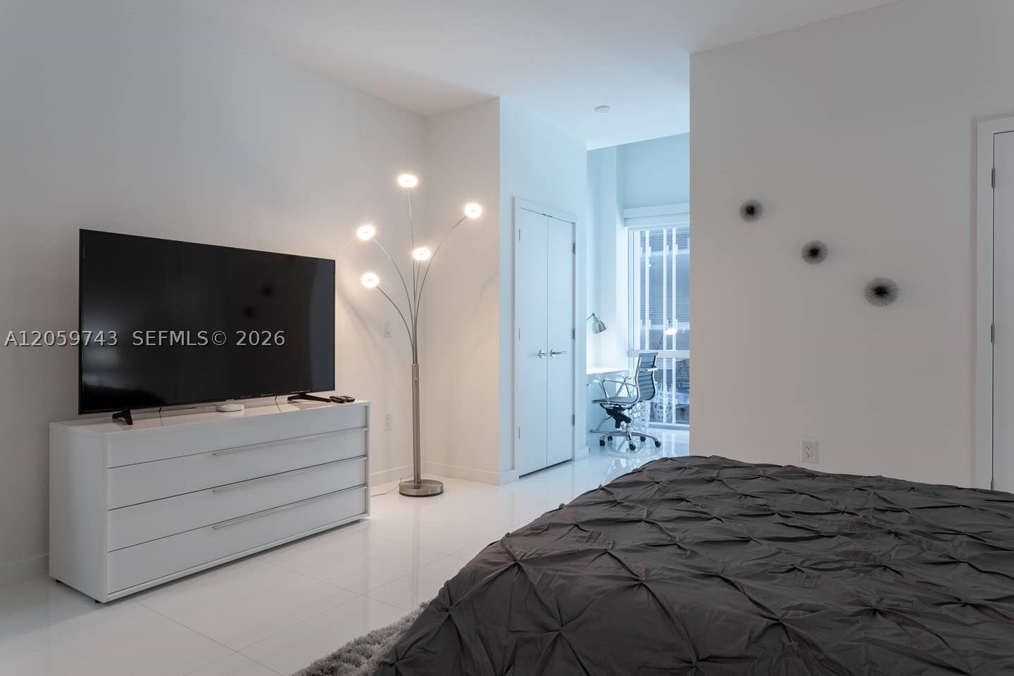 PARAMOUNT MIAMI WORLDCENT - Residential