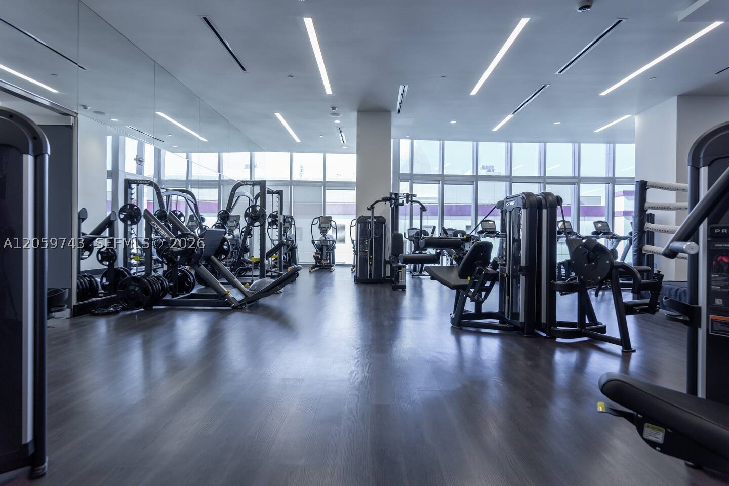 PARAMOUNT MIAMI WORLDCENT - Residential
