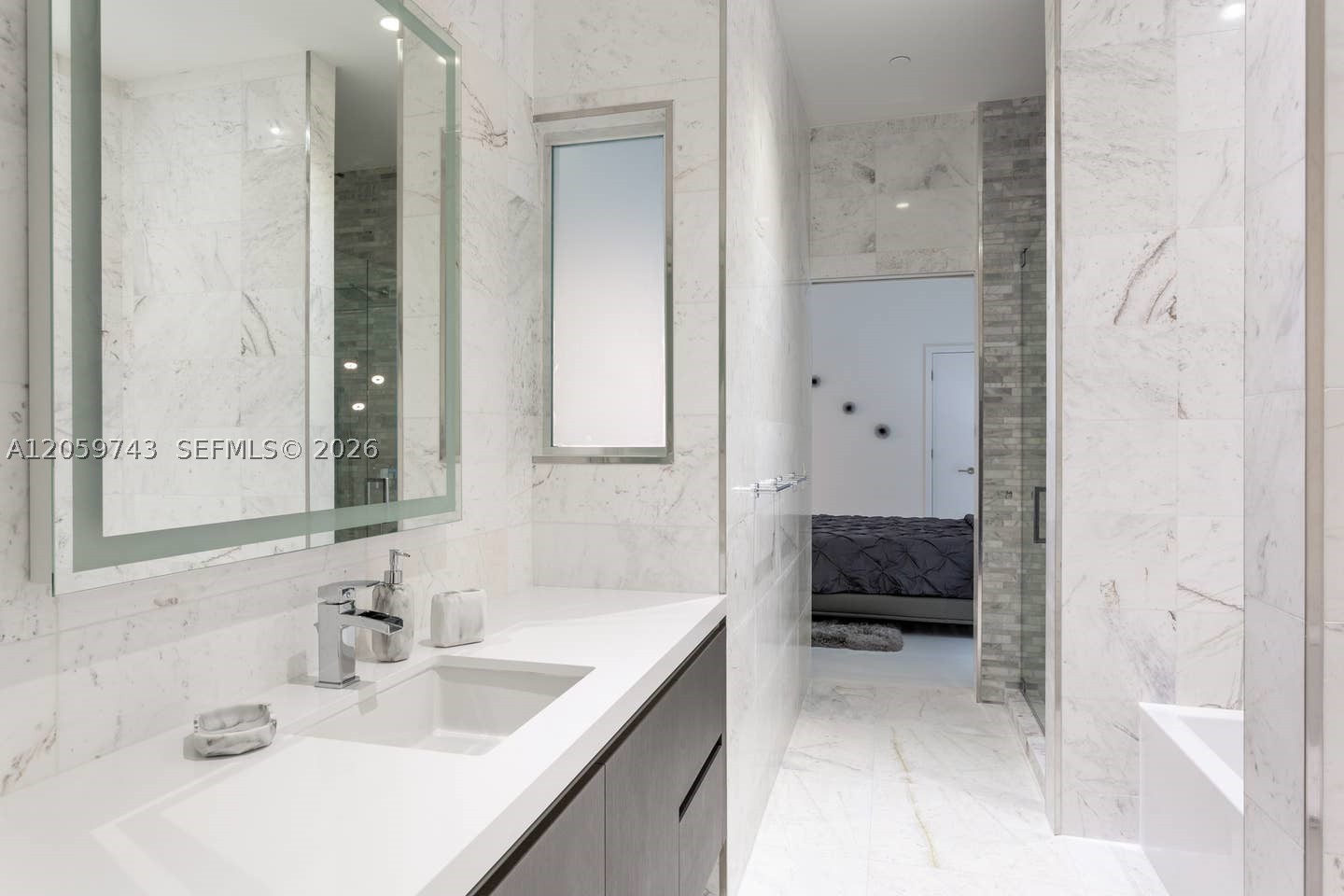 PARAMOUNT MIAMI WORLDCENT - Residential
