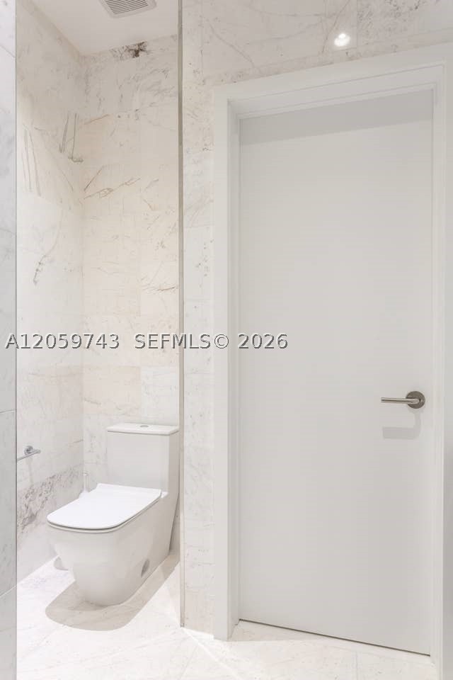 PARAMOUNT MIAMI WORLDCENT - Residential