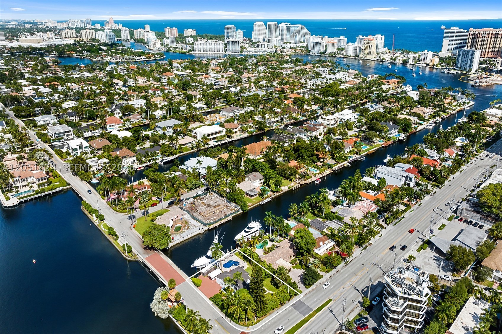 LAUDERDALE SHORES CORR PL - Residential Lease