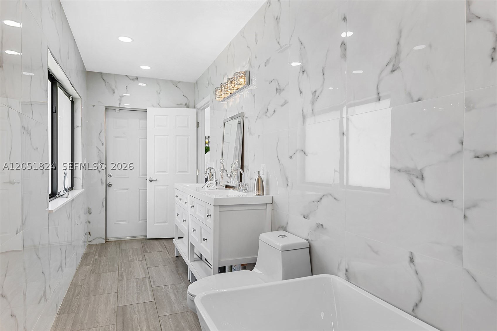 LAUDERDALE SHORES CORR PL - Residential Lease