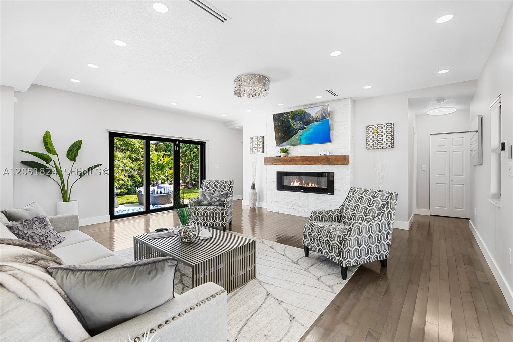 LAUDERDALE SHORES CORR PL - Residential Lease