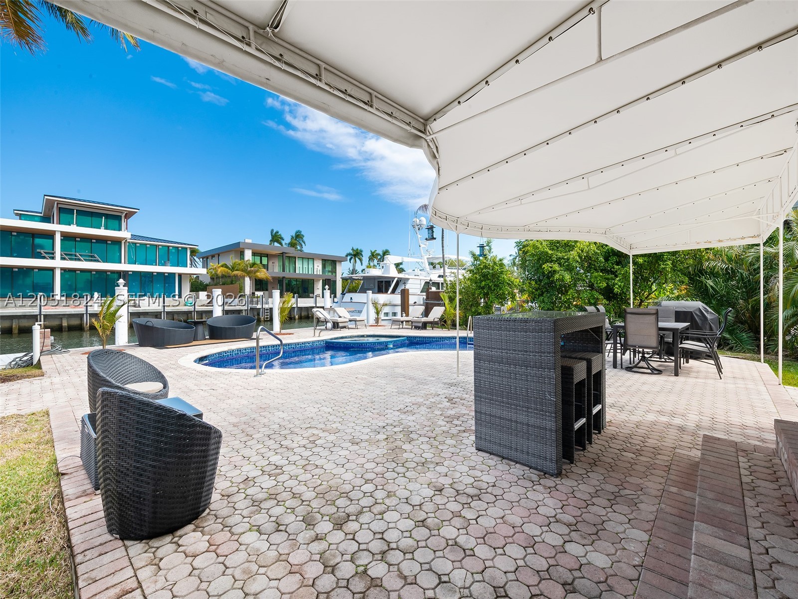 LAUDERDALE SHORES CORR PL - Residential Lease