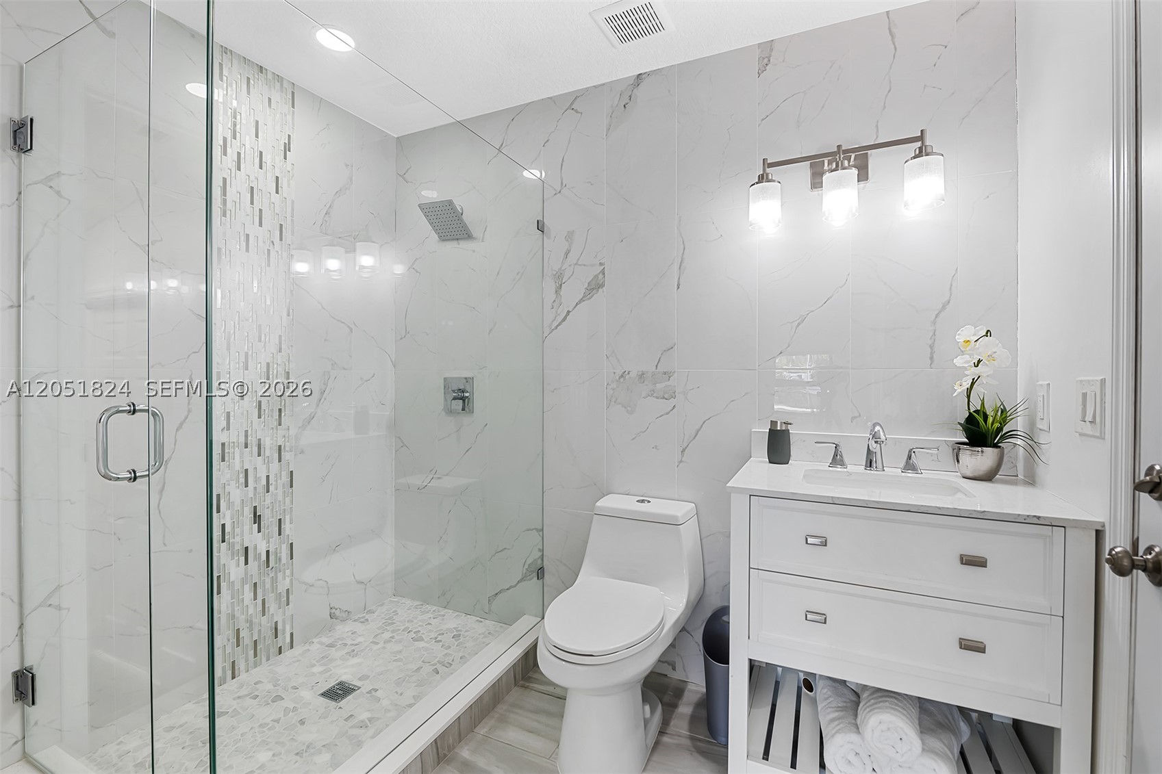 LAUDERDALE SHORES CORR PL - Residential Lease