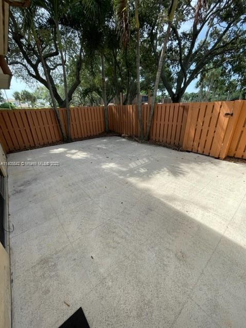 VILLAGE OF SANDALWOOD LAK - Residential