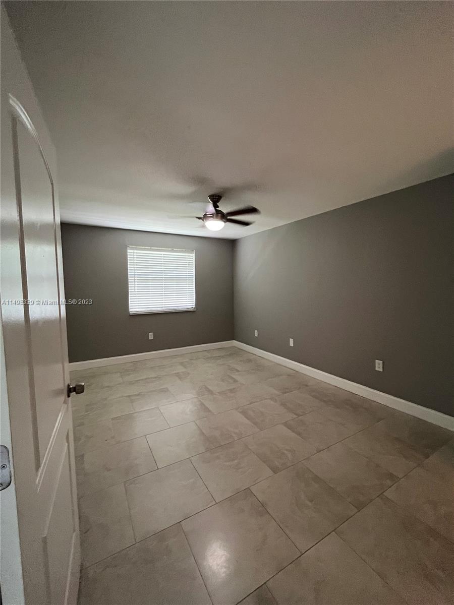 LAKEVIEW CLUB CONDO - Residential