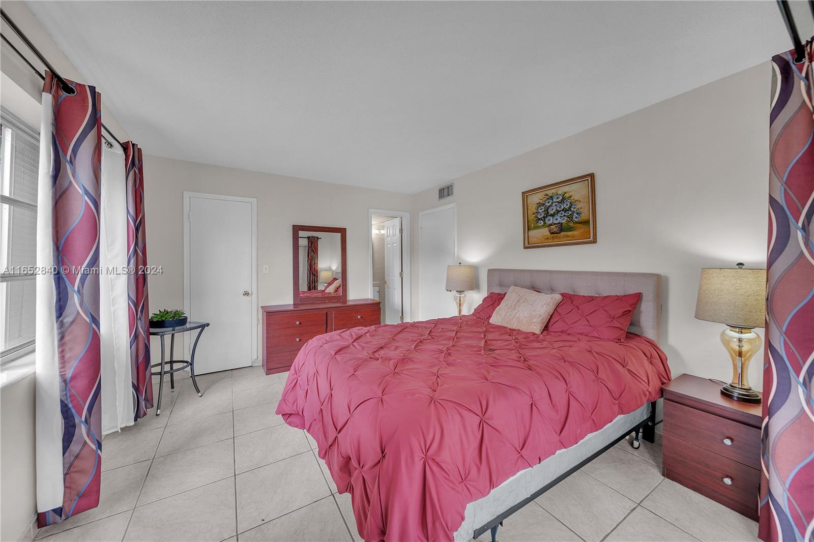 LAUDERDALE OAKS CONDO I - Residential