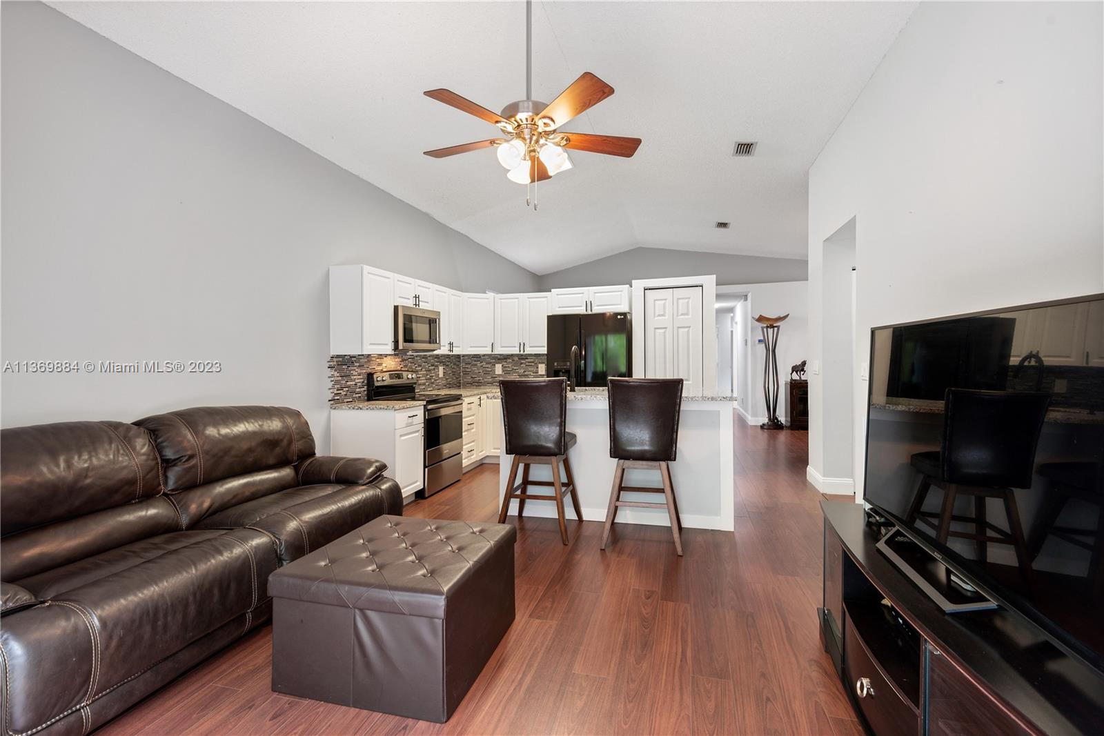 SILVER LAKES PHASE III - Residential